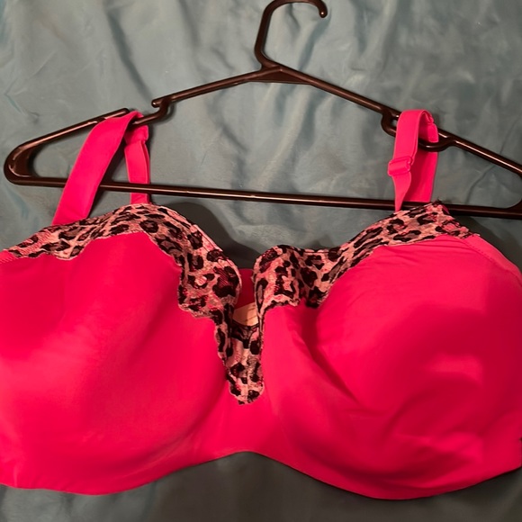 Cacique Intimates & Sleepwear Like New 38ddd Cacique Bra Poshmark